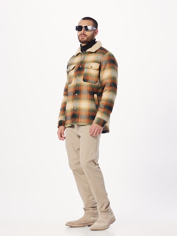 Iriedaily Between-season jacket 'Young Fella' in Brown