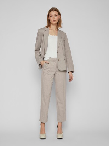 VILA Loose fit Trousers with creases 'Amiri' in Beige