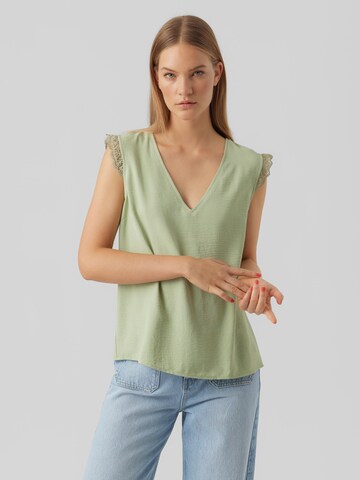 Camicia da donna 'BIMS' di VERO MODA in verde: frontale