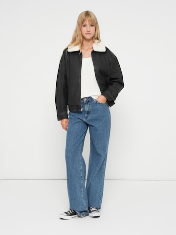 Veste mi-saison HOLLISTER en noir