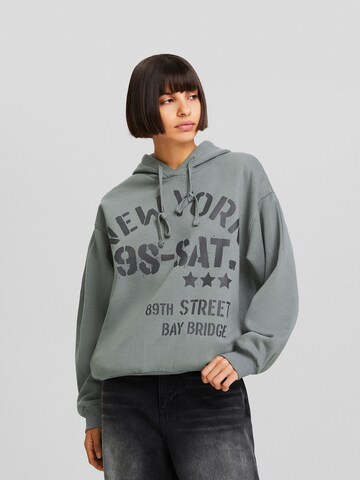 Bershka Sweatshirt in Grijs: voorkant