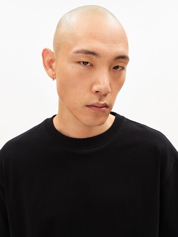 ARMEDANGELS Shirt 'MAARKOS' in Zwart: voorkant