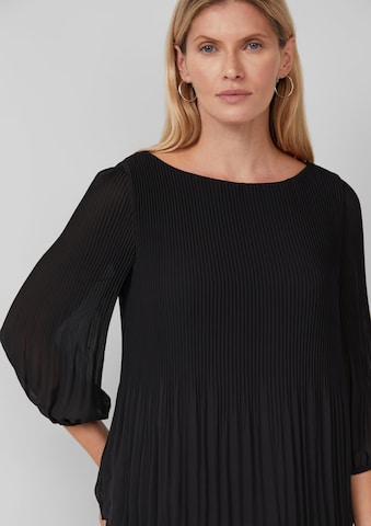 s.Oliver BLACK LABEL Блуза в черно