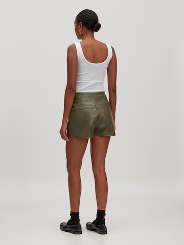 EDITED Regular Pants 'Banu' in Grey