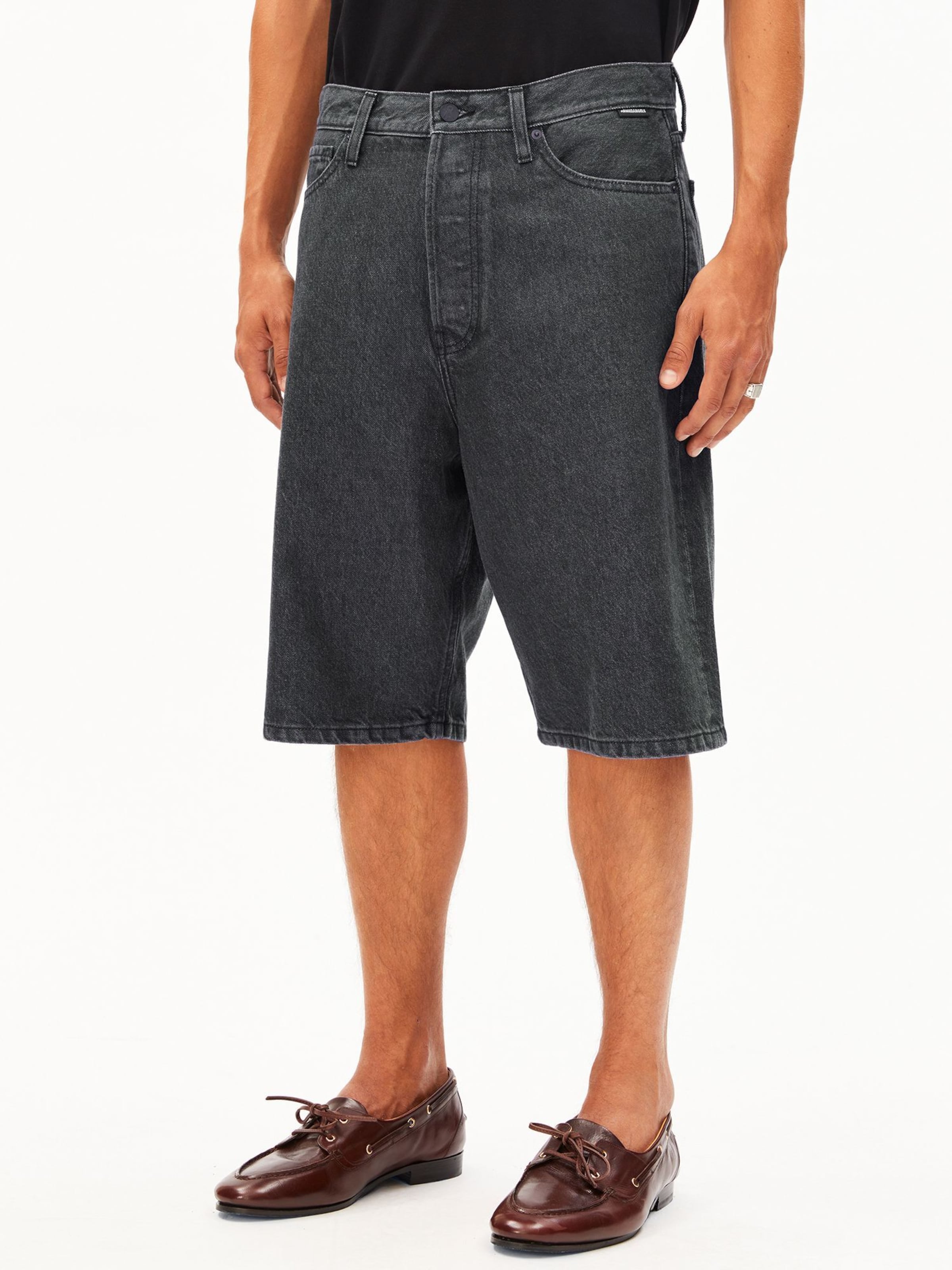 ARMEDANGELS Loose fit Pants in Black: front