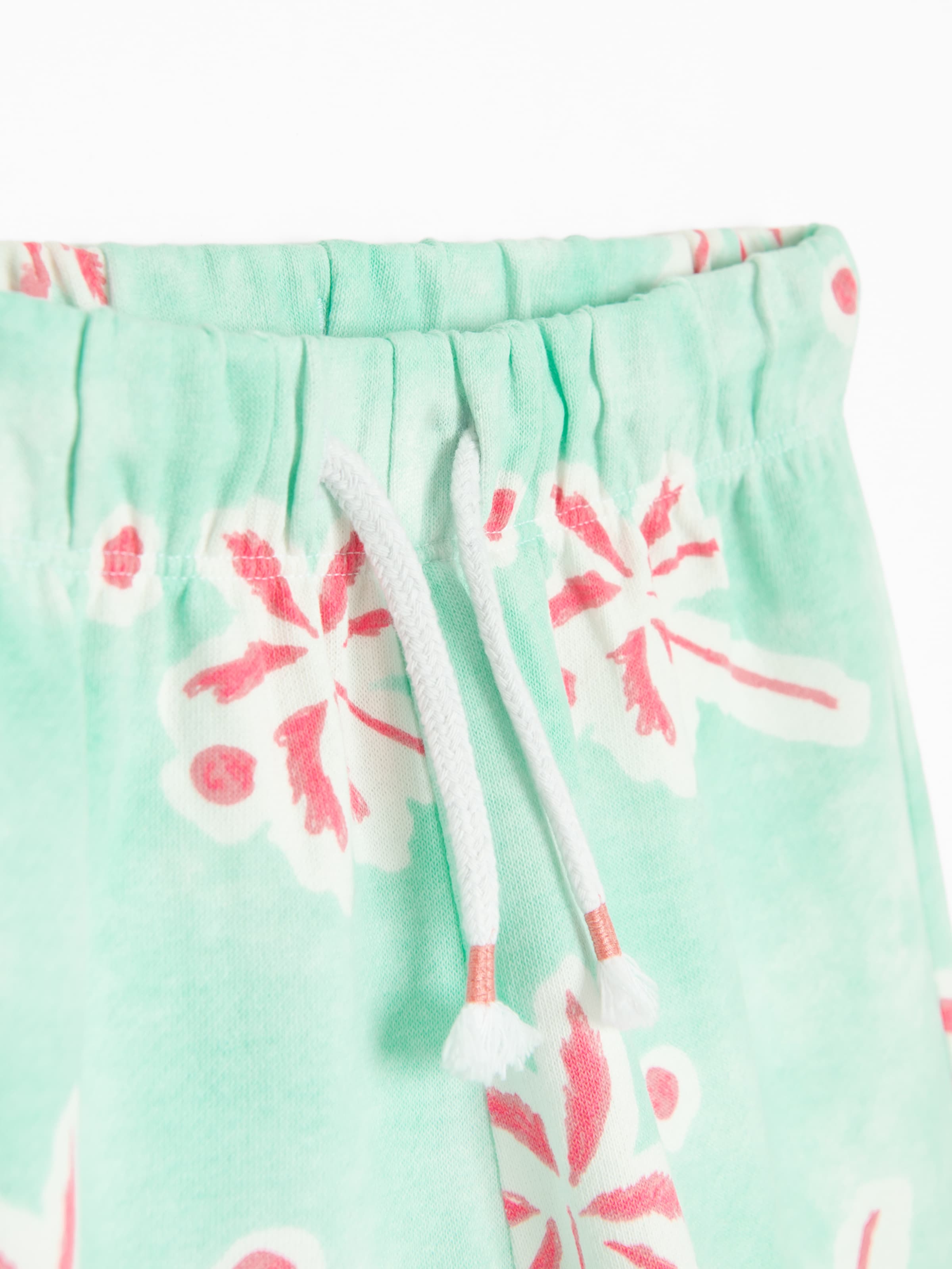 Largi Pantaloni de la Cool Club pe verde