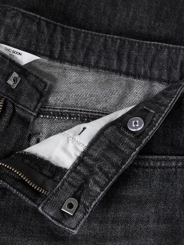 Regular Jean TWO SOON en gris