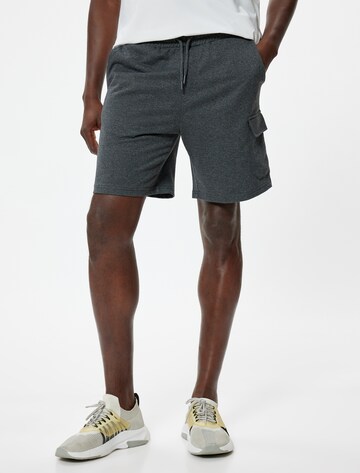 Koton Regular Cargo trousers in Grey: front