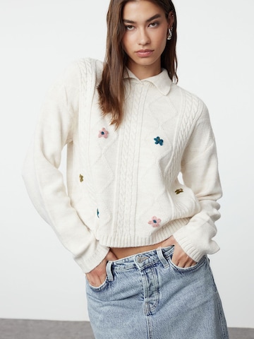 Trendyol - Jersey en gris: frente