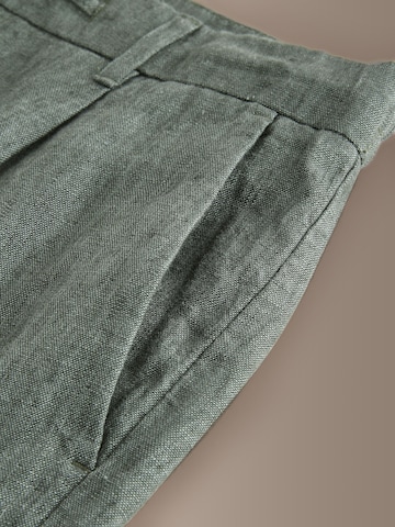 Next Regular Hose in Grün