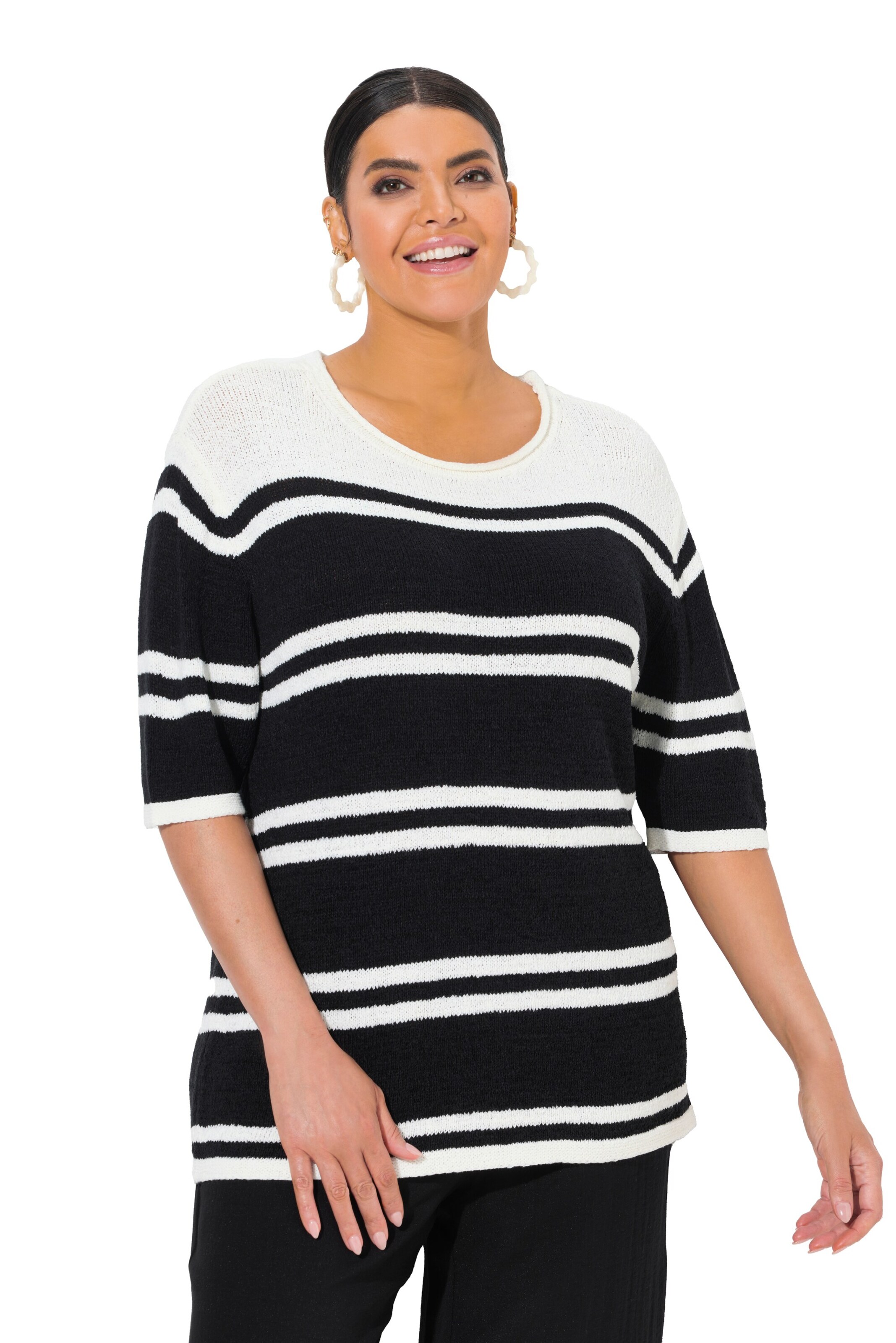 Ulla Popken Sweater in Black: front