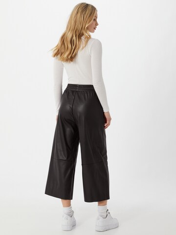 mbym Wide leg Broek 'Leonie' in Zwart