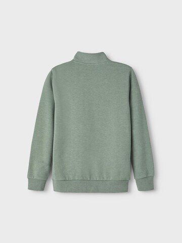 NAME IT - Sweatshirt 'VENRIK' em verde