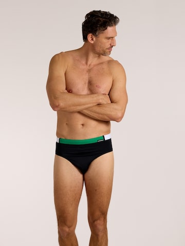 wavebreaker Swim Trunks in Black
