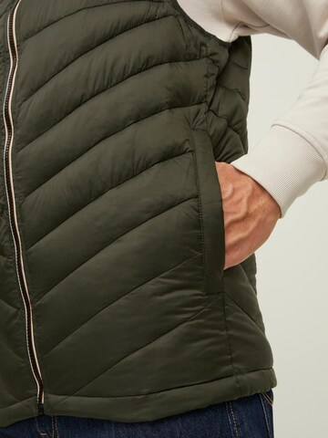 JACK & JONES Bodywarmer 'Hero' in Groen