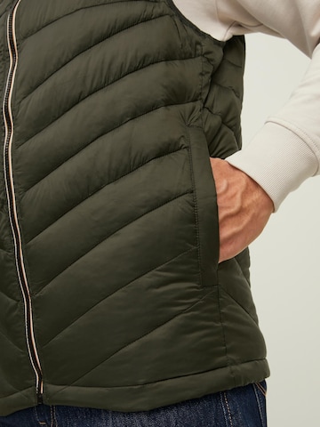 Gilet 'Hero' JACK & JONES en vert