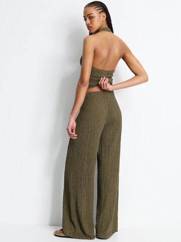 Wide leg Pantaloni di Pull&Bear in verde