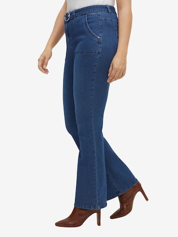 SHEEGO Flared Jeans in Blau