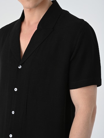 Regular fit Camicia di Antioch in nero