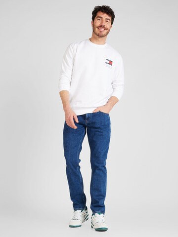 Tommy Jeans Sweatshirt 'ESSENTIAL' in Weiß