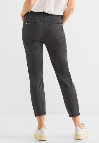 STREET ONE Slimfit Jeans in Grijs