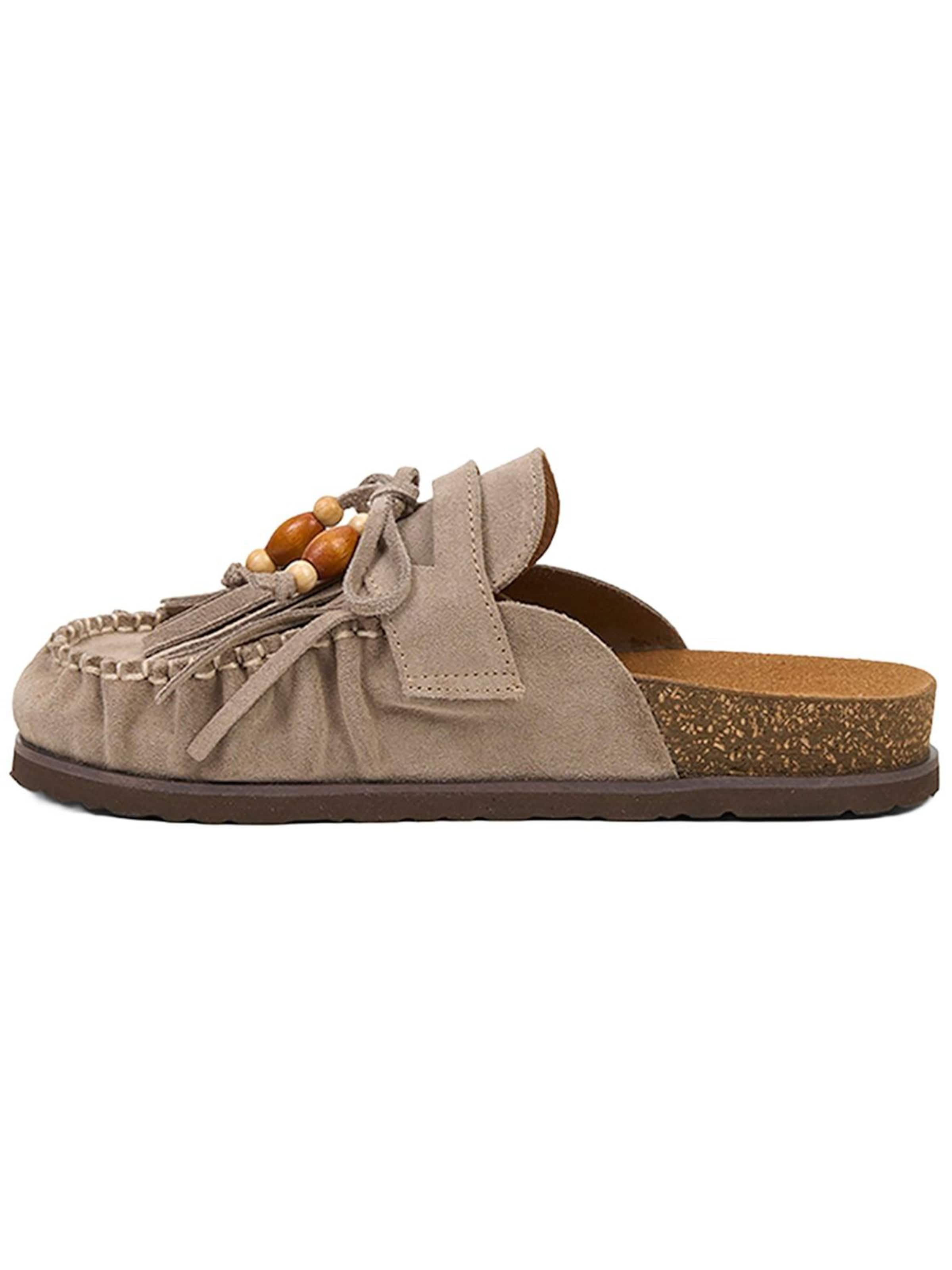Desa Slippers in Beige: front