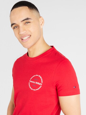 TOMMY HILFIGER - Camiseta en rojo