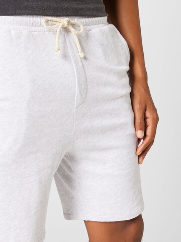 Regular Pantalon AMERICAN VINTAGE en blanc