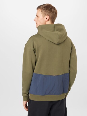 NIKE Athletic Sweatshirt in Green