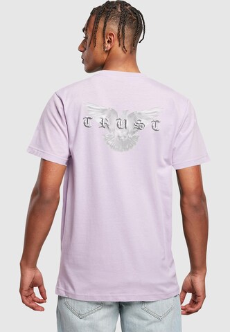 T-Shirt 'Trust Dove' Mister Tee en violet : devant