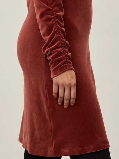 Odd Molly Robe ' Shelby ' en rouge rouille, Vue avec produit