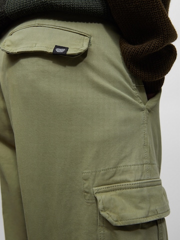 Pull&Bear Ozke Kargo hlače | zelena barva