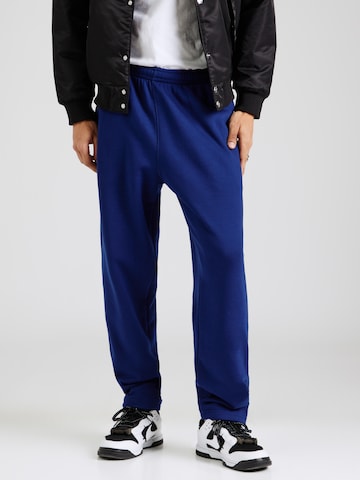 Nike Sportswear Regularen Hlače 'CLASSICS' | modra barva: sprednja stran