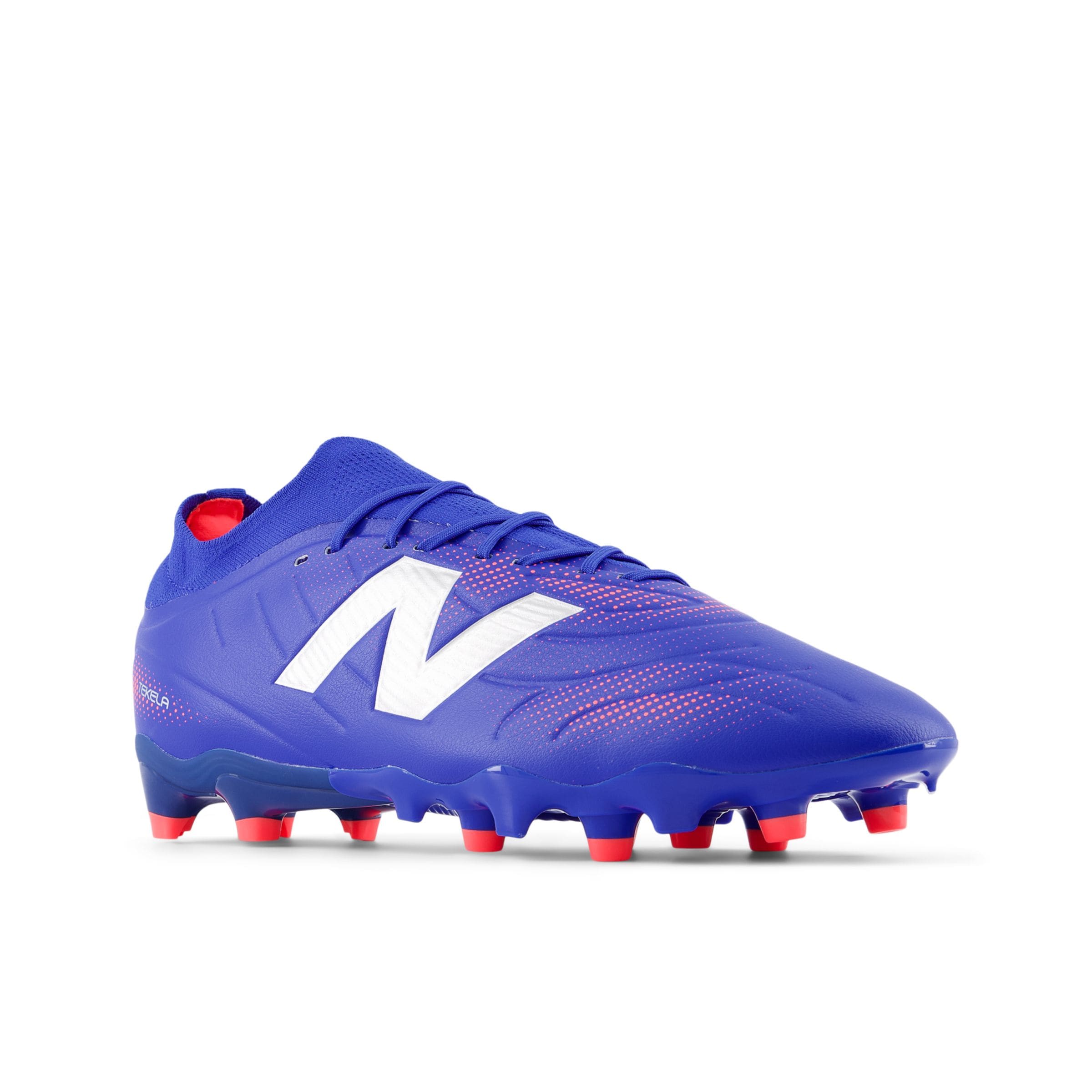 Chaussure de foot new balance en bleu