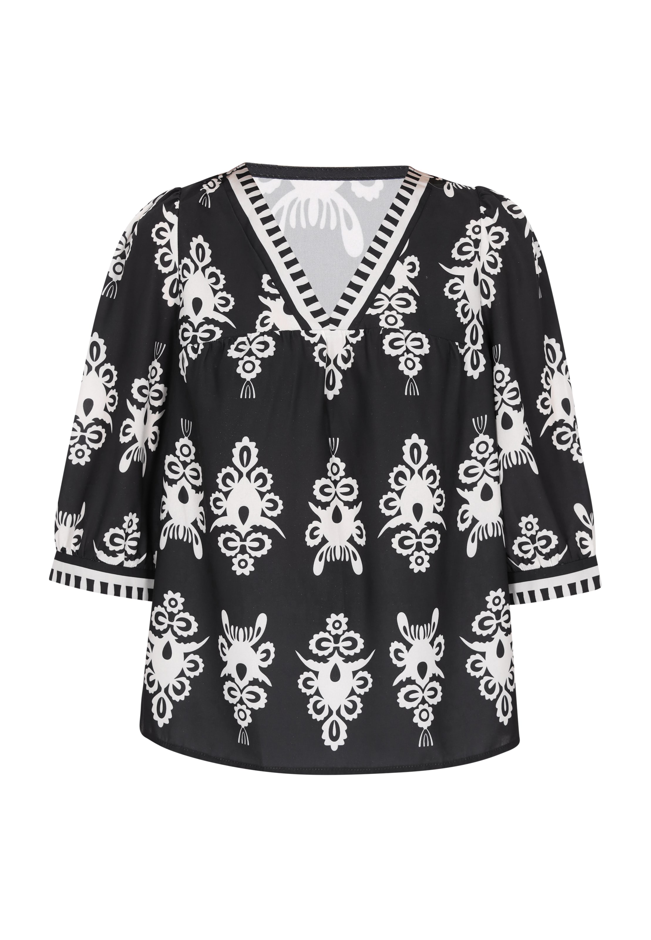 Bluză de la ebeeza pe negru: față