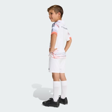 ADIDAS PERFORMANCE Trainingspak 'FC Bayern München 2025/2026' in Wit