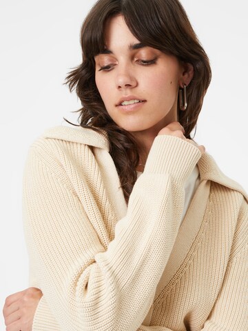 Riani Knit Cardigan in Beige