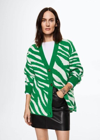 Geacă tricotată 'zebry' de la MANGO pe verde: față