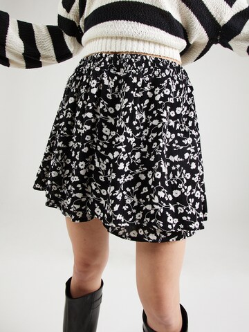 Gonna 'Corin' di ABOUT YOU in nero