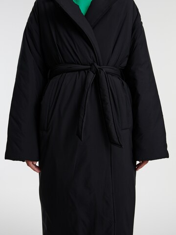 EDITED Winter Coat 'Yuki' in Black