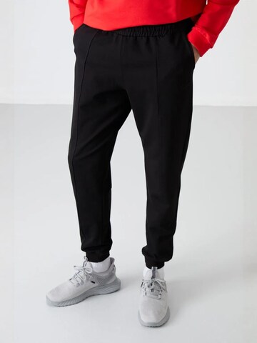 Tuta da jogging di Tommy Life in rosso