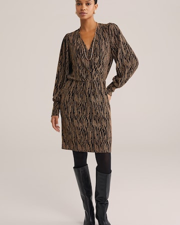 WE Fashion Платье в Коричневый: спереди