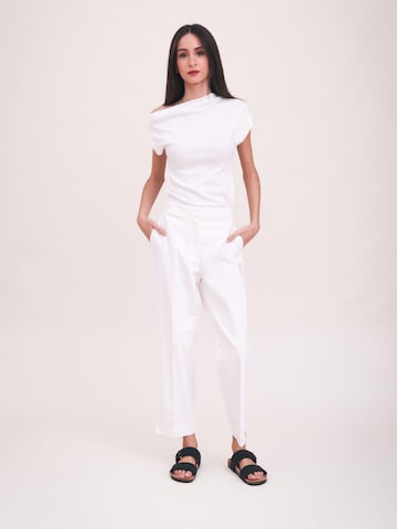 nae Vegan Shoes - Sandalias 'Rawa' en negro: frente