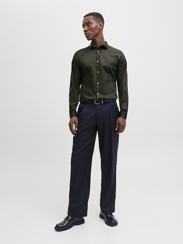 Slim fit Camicia di JACK & JONES in verde