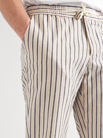 Regular Pantalon 'Warren' SCOTCH & SODA en blanc