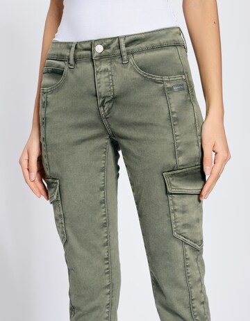 Gang Tapered Jeans in Grün