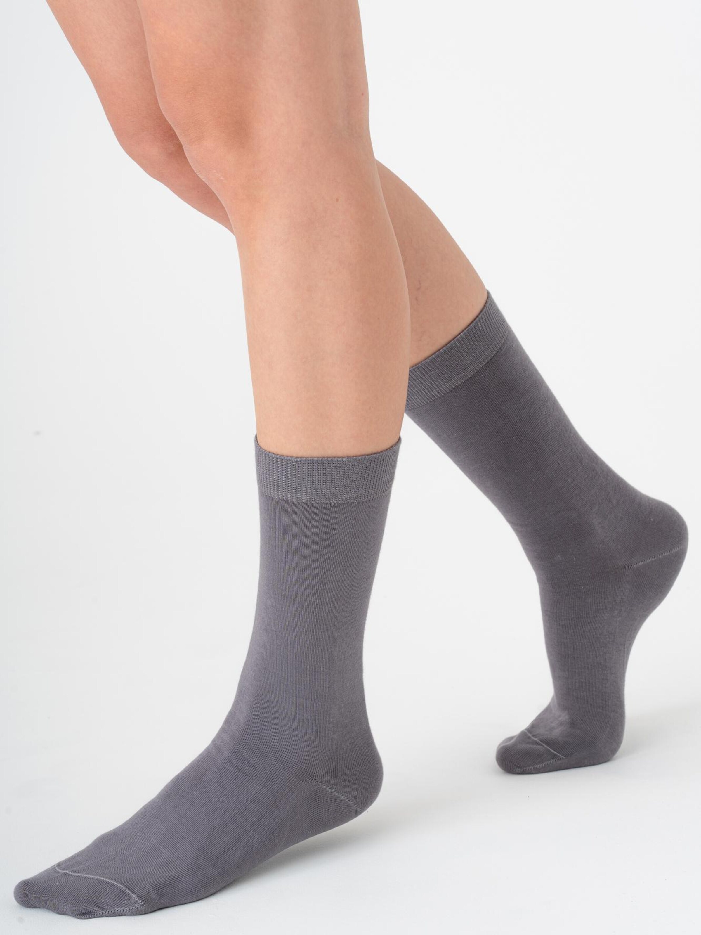 Albero Natur Socken‌‌‌‌‌‌‌ in Grau