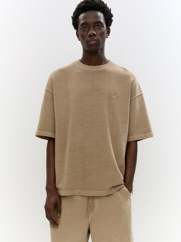 Pull&Bear T-Shirt in Gelb: Vorderseite