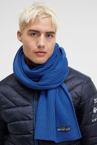 CAMP DAVID Scarf in Blue: front