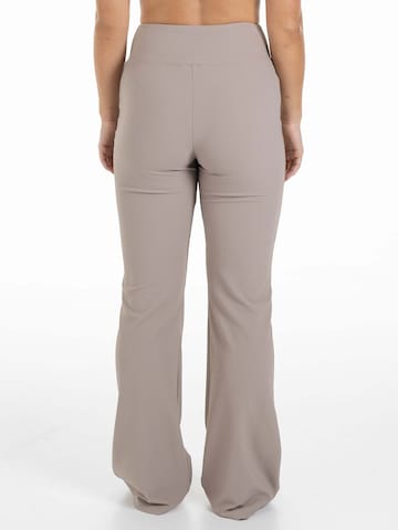 Divina Flared Sportsbukser 'Palma' i beige